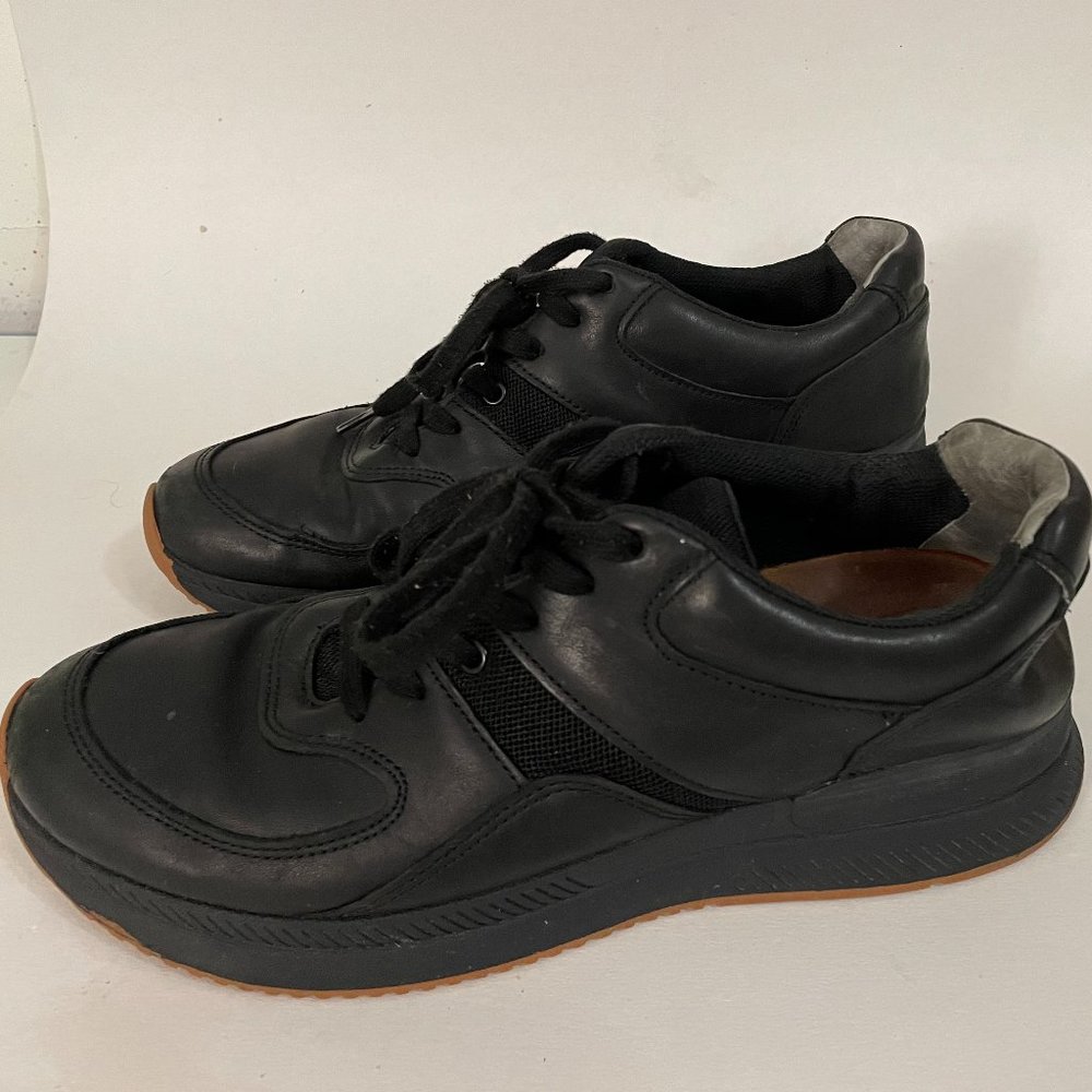 Everlane The Trainer shoe Size 10.5, Black